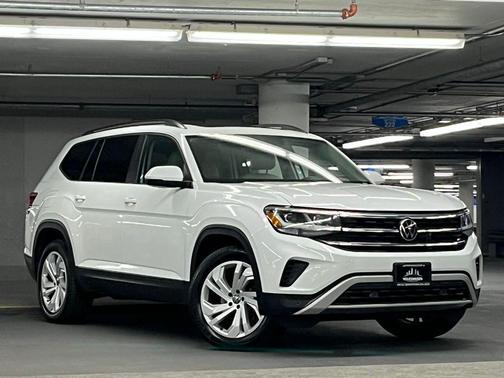 2021 Volkswagen Atlas 3.6L SE w/Technology