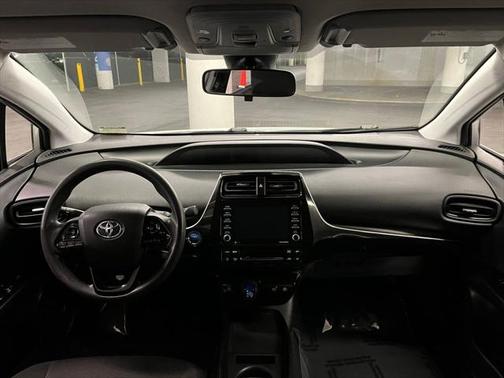 2021 Toyota Prius L