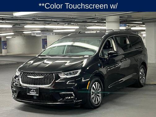 2021 Chrysler Pacifica Hybrid Touring L