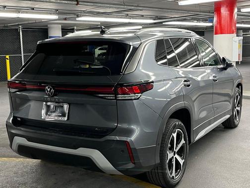 Platinum Gray Metallic 2026 Volkswagen Tiguan 2.0T SE 4MOTION