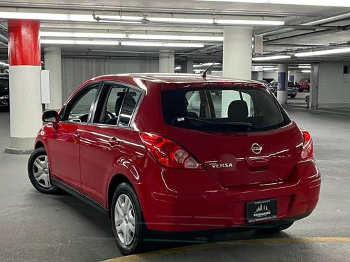 2011 Nissan Versa 1.8 S