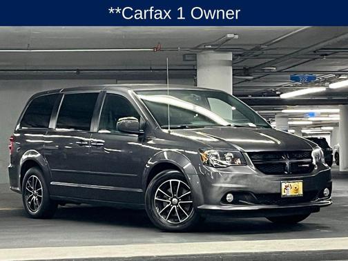 Granite Pearlcoat 2017 Dodge Grand Caravan SXT