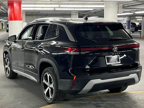 2026 Volkswagen Tiguan 2.0T SE 4MOTION