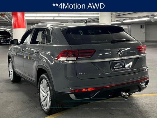 2022 Volkswagen Atlas Cross Sport 3.6L V6 SE w/Technology