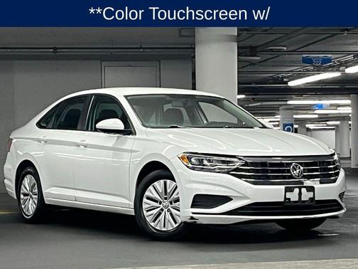 Pure White 2019 Volkswagen Jetta 1.4T S