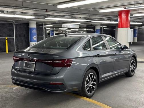 2025 Volkswagen Jetta 1.4T SE