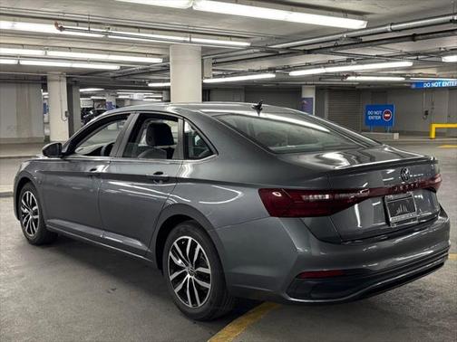 2025 Volkswagen Jetta 1.4T SE