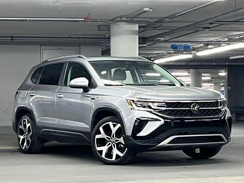 2023 Volkswagen Taos 1.5T SEL