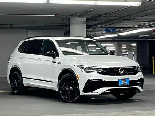 2023 Volkswagen Tiguan 2.0T SE R-Line Black 4MOTION