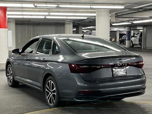 Platinum Gray Metallic 2026 Volkswagen Jetta 1.4T S