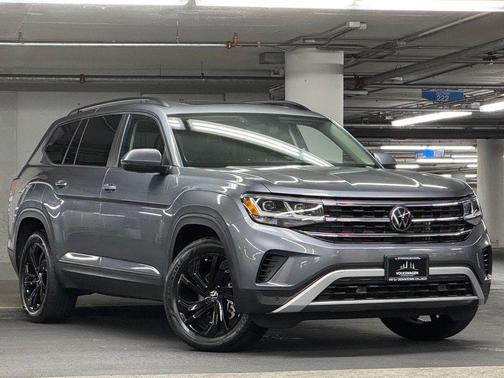 2023 Volkswagen Atlas 3.6L SE w/Technology