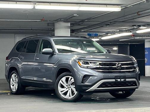 2023 Volkswagen Atlas 3.6L SE w/Technology
