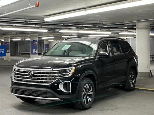2025 Volkswagen Atlas 2.0T SE