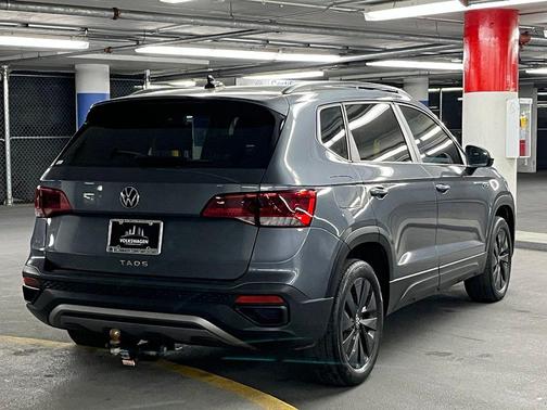 Platinum Gray Metallic 2022 Volkswagen Taos 1.5T S