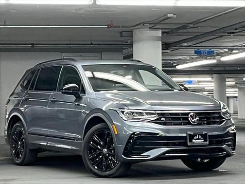 2022 Volkswagen Tiguan 2.0T SE R-Line Black 4MOTION