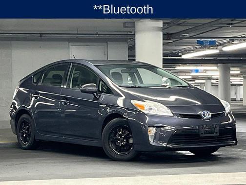 Winter Gray Metallic 2012 Toyota Prius Two