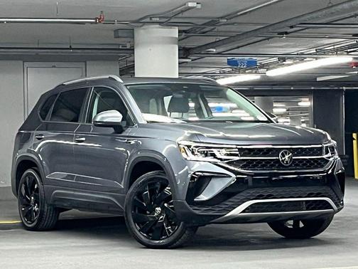 2024 Volkswagen Taos 1.5T SEL