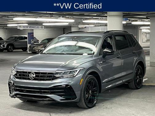 2022 Volkswagen Tiguan 2.0T SE R-Line Black