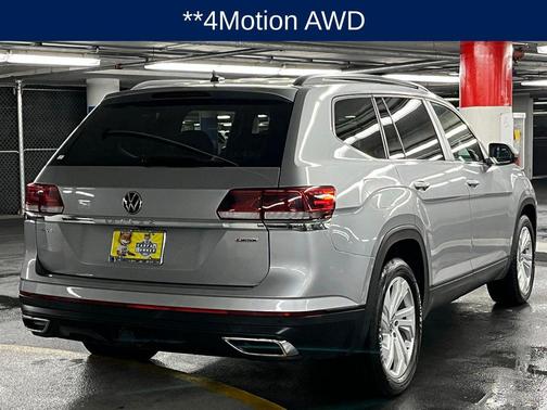 Silver Metallic 2022 Volkswagen Atlas 3.6L SE w/Technology