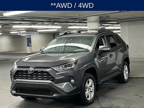 2020 Toyota RAV4 Hybrid XLE