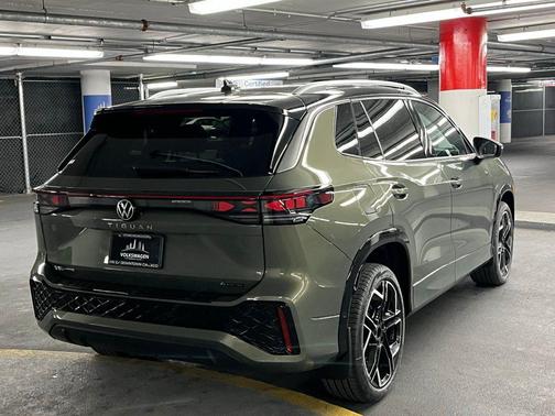 2026 Volkswagen Tiguan 2.0T SEL R-Line 4MOTION