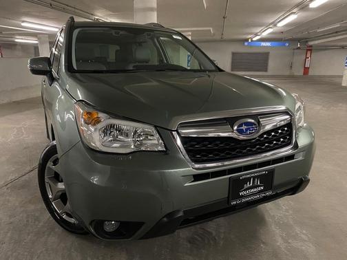 Photo 3 of 38 of 2016 Subaru Forester 2.5i Touring