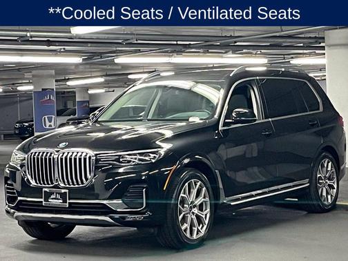 Black Sapphire Metallic 2019 BMW X7 xDrive40i