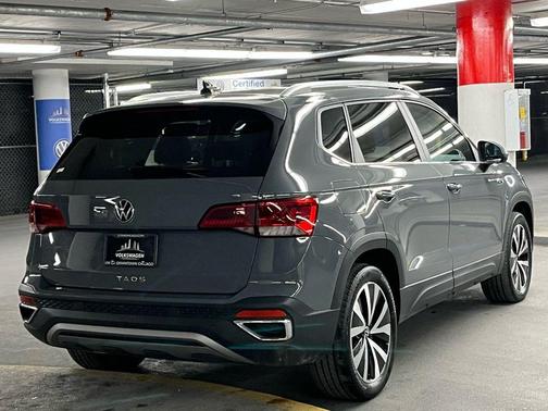 2023 Volkswagen Taos 1.5T SE