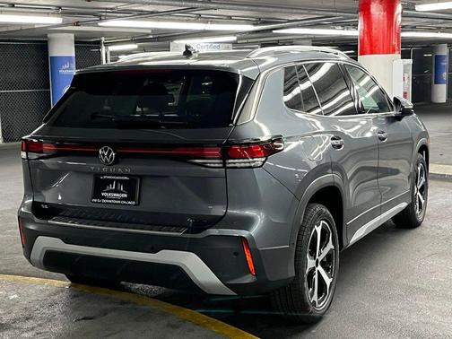 2025 Volkswagen Tiguan 2.0T SE 4MOTION