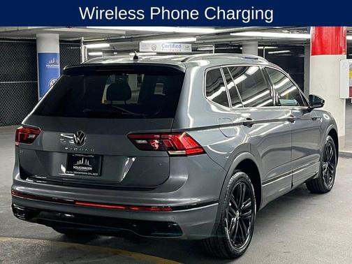 2022 Volkswagen Tiguan 2.0T SE R-Line Black