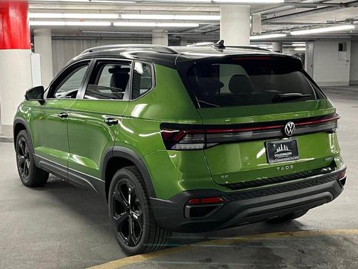 2025 Volkswagen Taos 1.5T SE