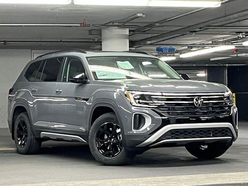2026 Volkswagen Atlas 2.0T Peak Edition