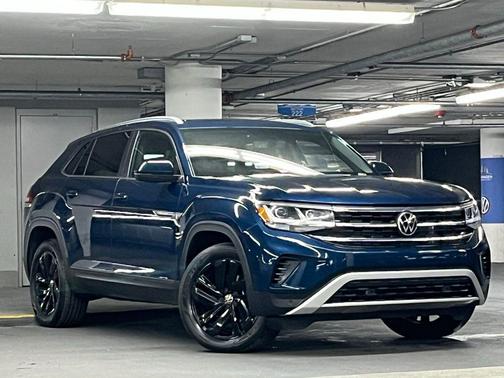 2022 Volkswagen Atlas Cross Sport 3.6L V6 SE w/Technology
