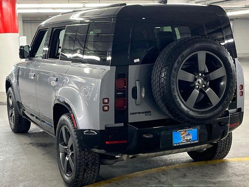 2022 Land Rover Defender 110 X-Dynamic HSE