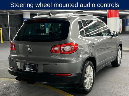 2011 Volkswagen Tiguan SEL