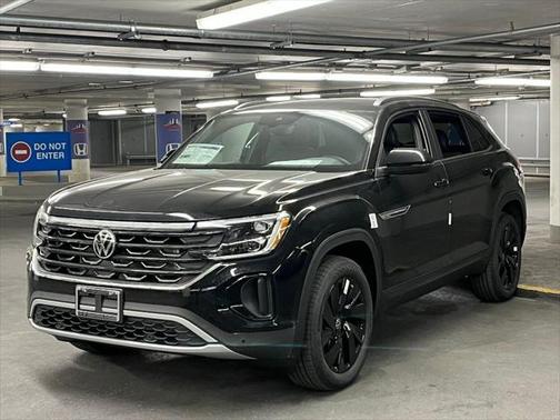 2025 Volkswagen Atlas Cross Sport 2.0T SE w/Technology 4MOTION