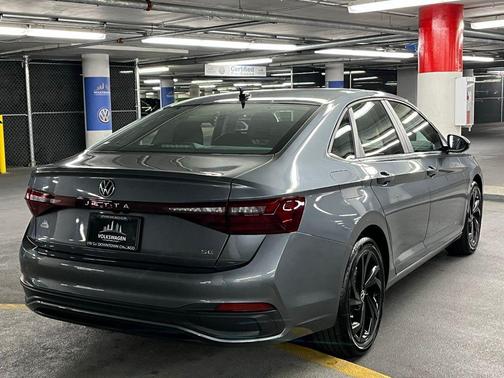 2025 Volkswagen Jetta 1.5T SE