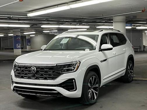 2025 Volkswagen Atlas 2.0T SEL Premium R-Line 4MOTION