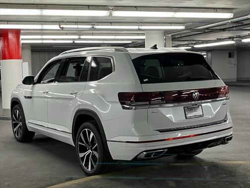 2025 Volkswagen Atlas 2.0T SEL Premium R-Line 4MOTION
