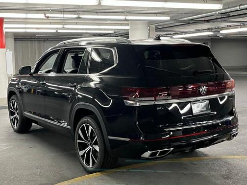 2026 Volkswagen Atlas 2.0T SEL Premium R-Line 4MOTION