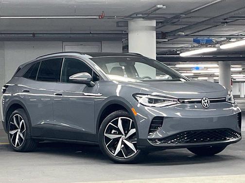 Pure Gray 2023 Volkswagen ID.4 AWD Pro S