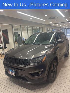 Granite Crystal Metallic Clearcoat 2019 Jeep Compass Latitude