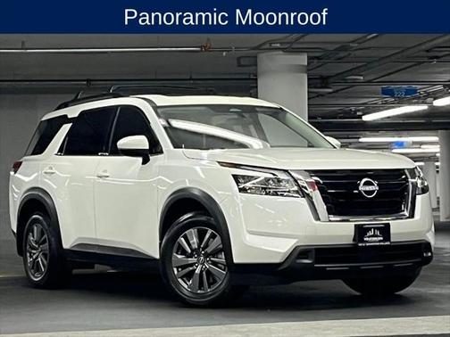 2022 Nissan Pathfinder SV 4WD
