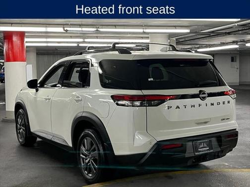 2022 Nissan Pathfinder SV 4WD