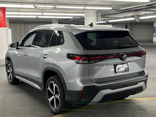 2025 Volkswagen Tiguan 2.0T SE 4MOTION