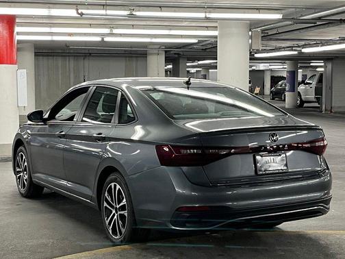 Platinum Gray Metallic 2026 Volkswagen Jetta 1.4T S