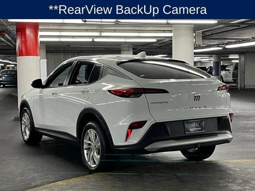 Summit White 2024 Buick Envista Preferred FWD