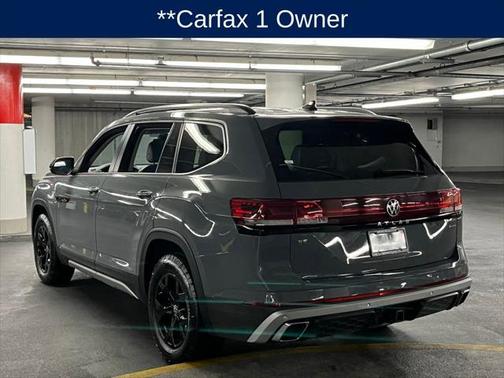 2024 Volkswagen Atlas 2.0T SE w/Technology 4MOTION