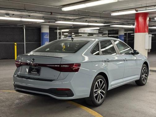 2025 Volkswagen Jetta 1.4T SE