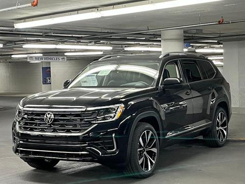 Deep Black Pearl 2026 Volkswagen Atlas 2.0T SEL Premium R-Line 4MOTION